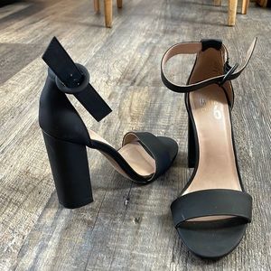 Black chunky heels